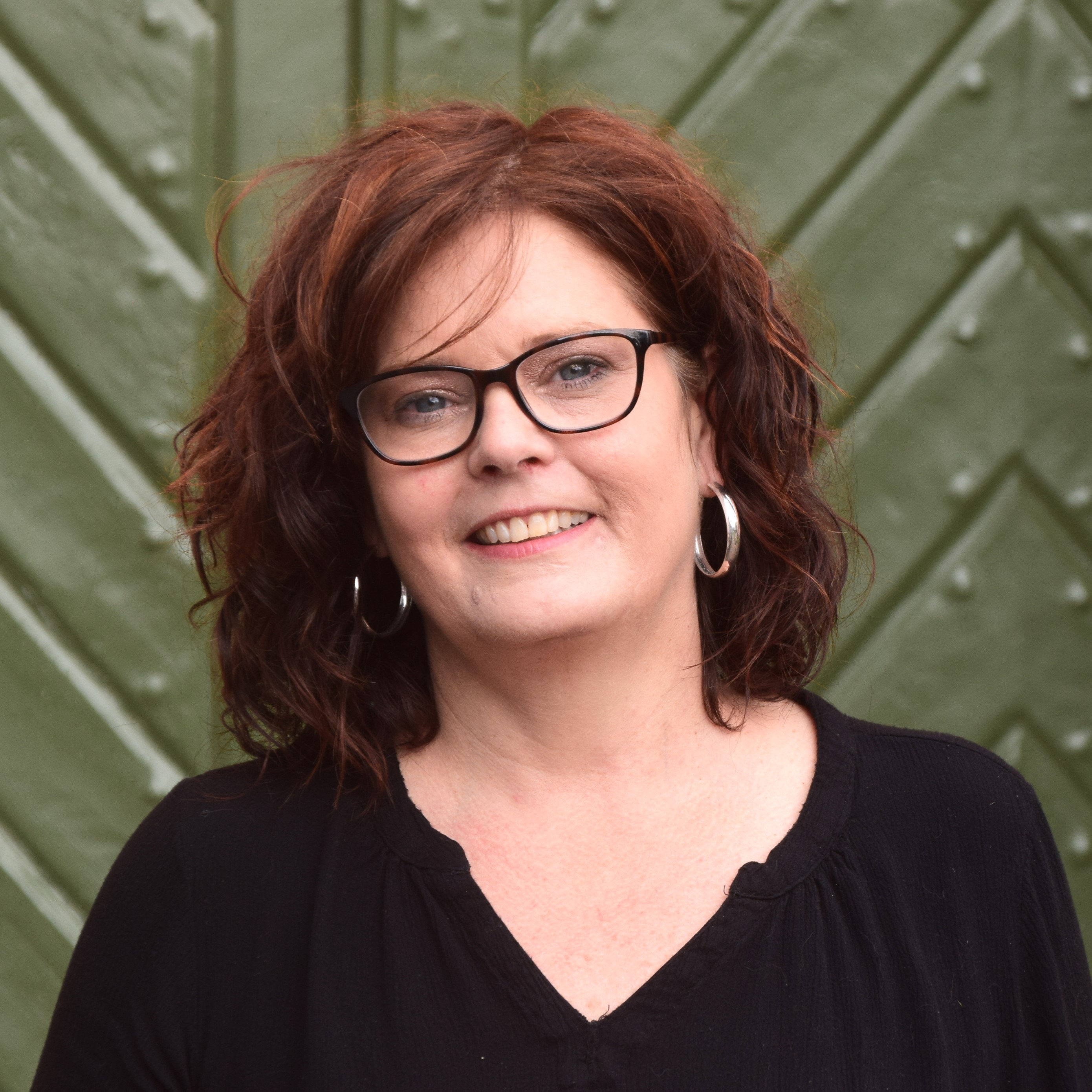 Julia Malaskiewicz ist Küsterin der Gemeinde und leitet das Gemeindebüro.