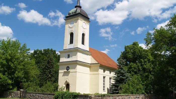 Außenansicht der Kirche Christinendorf (Foto: Düring)