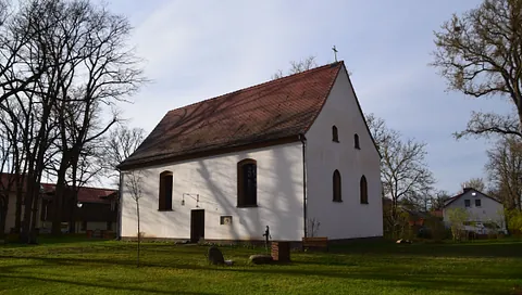 Außenansicht der Kirche Dennewitz (Foto: Düring)