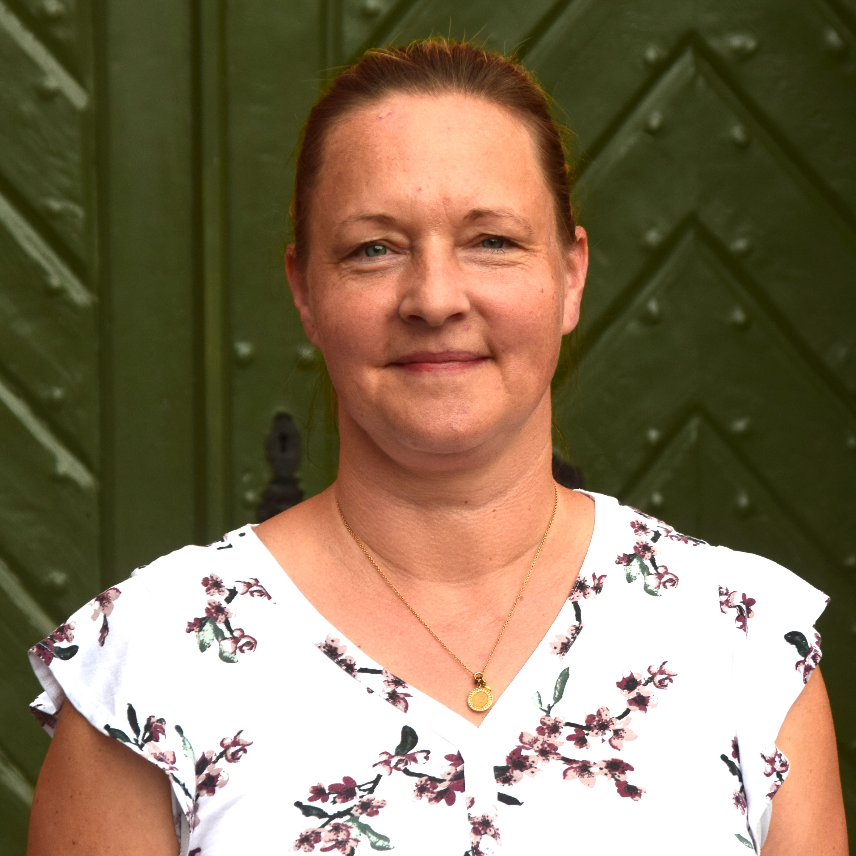 Monique Heyne leitet das Gemeindebüro in Jüterbog.